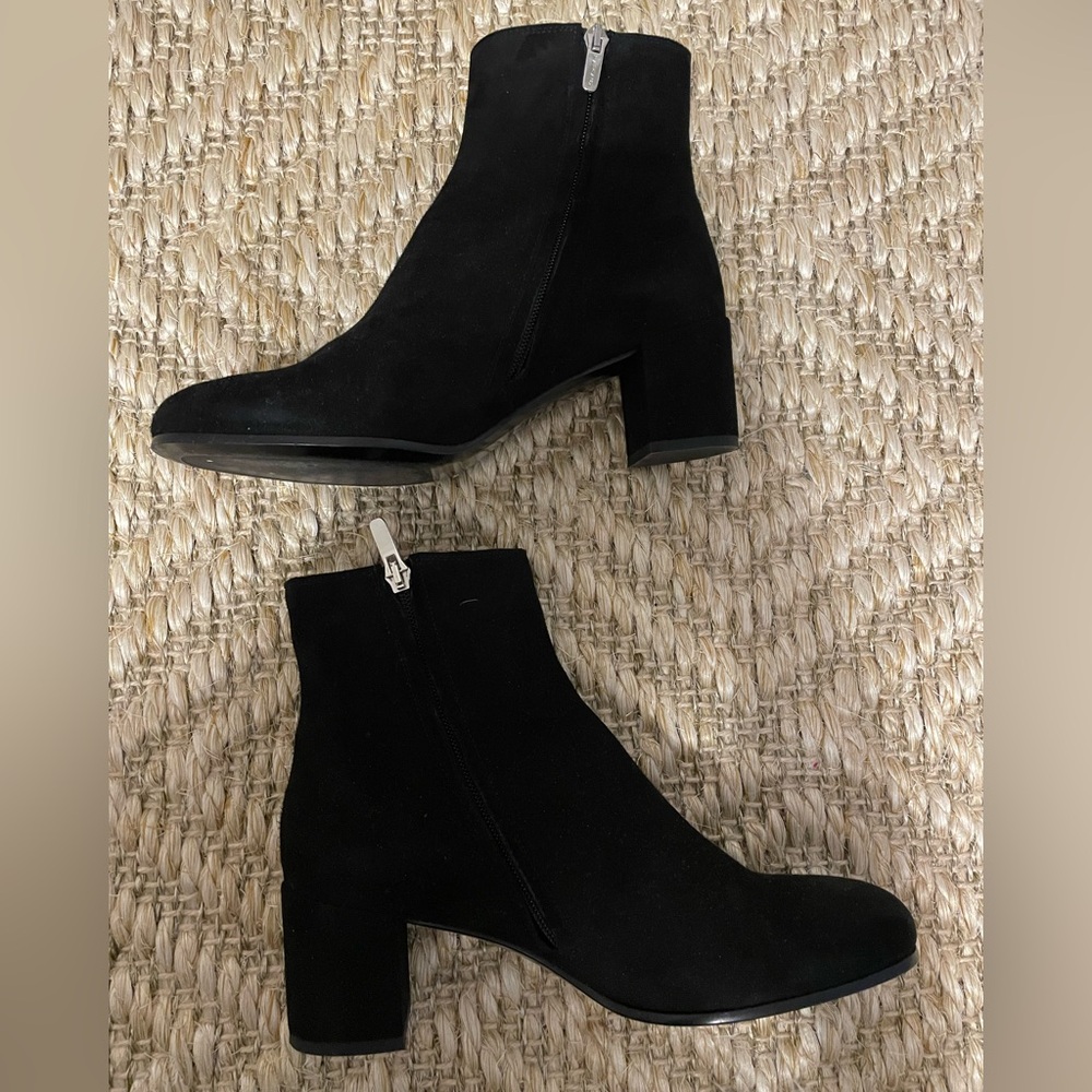 Margaux black booties size US 9 or 39.5